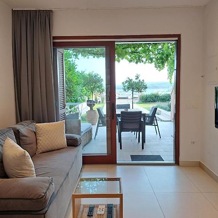Apartments Villa Oliva Turanj Zewnętrze zdjęcie