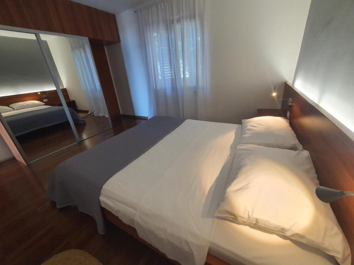Apartments Villa Oliva Turanj Zewnętrze zdjęcie