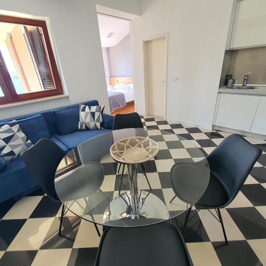 Apartments Villa Oliva Turanj Zewnętrze zdjęcie