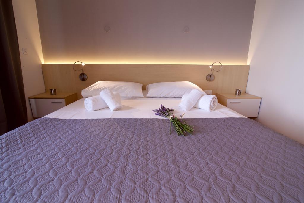 Apartments Villa Oliva Turanj Zewnętrze zdjęcie