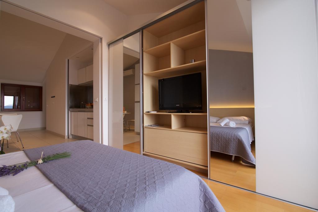 Apartments Villa Oliva Turanj Zewnętrze zdjęcie
